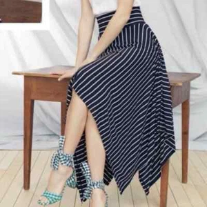 NEW Cabi Asymmetrical Striped Twirl Skirt Navy Blue Elastic Waist Lined Medium - Picture 1 of 15