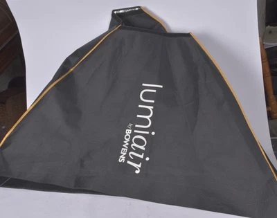 Bowens Lumiair Softbox – Professional Studio Lighting Modifier for Photography - Image 1 of 3