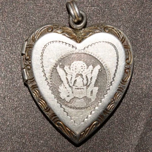 Vintage WWII-Era US Army 925 Sterling Silver Locket - Picture 1 of 3