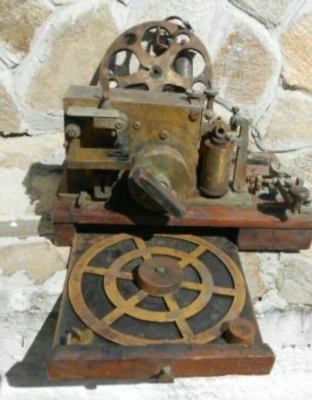 ANTIGA MÁQUINA DE REGISTRO DE CHAVE TELEGRÁFICA SIEMENS AND HALSKE BERLIN MORSE ALTER  - Imagem 1 de 4