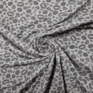 Sweatstoff Meterware, Baumwollstoff mit Kussmund grau Kleiderstoff, Baumwolle - Bild 1 von 5