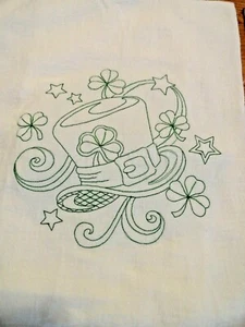 ST PATRICKS DAY TOPHAT DESIGN FLOUR  SACK IRISH KITCHEN TOWEL EMBROIDERY TOP HAT - Picture 1 of 2