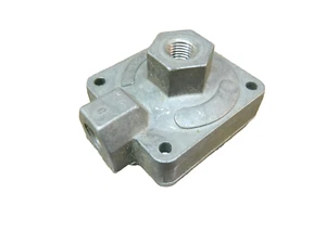 PARKER  OR25  Quick Exhaust Shuttle Valve  1/4" NPT - Picture 1 of 8