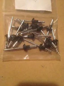 Volvo 850 940 C70 S40 S60 S80 V90 Fender Liner Rivets Set Of 15 - Bild 1 von 1