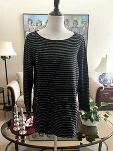Neu ohne Etikett J. Jill Petite schwarz & elfenbein Nadelstreifen U-Boot-Ausschnitt LS Top Größe PL Seitenschlitze - Bild 1 von 4