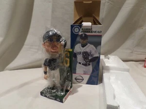 RARE VINTAGE ICHIRO SUZUKI "326 WALL" CATCH 2003 SEATTLE MARINERS / NISSAN SGA B - Picture 1 of 12