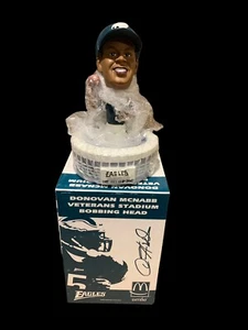 Donovan McNabb 2002 Veterans Stadium Bobbing Head Green Trikot - Bild 1 von 9