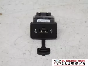Presa Usb Fiat Grande Punto 735429751 - Imagen 1 de 2
