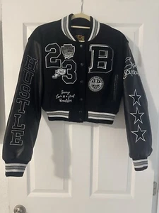 Red Fox Women's Wool Crop Varsity Jacket With Patch - Picture 1 of 3