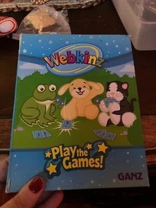 WEBKINZ TRADING CARD ALBUM über 40 KARTEN, CODES wahrscheinlich gebraucht - Bild 1 von 5