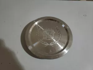 CADILLAC DEVILLE ELDORADO SEVILLE FLEETWOOD 1991-95 CENTER CAP 03522765 #BX47 - Bild 1 von 4