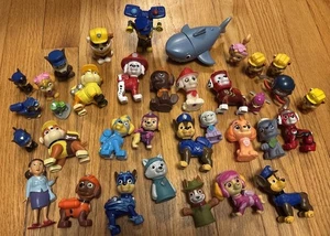 Lotto Figurine Giocattolo Paw Patrol Ty Skye Chase Marshall Shark Sostituzione Cani - Foto 1 di 6
