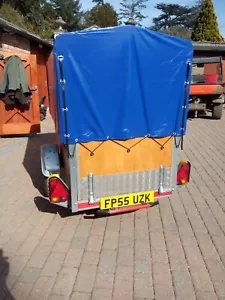 Trailer with canopy - Picture 1 of 3