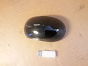 Microsoft 1387 Wireless Mouse 5000 - Schwarz/Weiß + USB-Empfänger - Bild 1 von 11