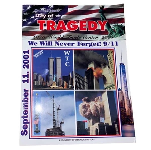 Remembering 9/11: Day Of Tragedy & United We Stand Magazine Set - Imagen 1 de 2