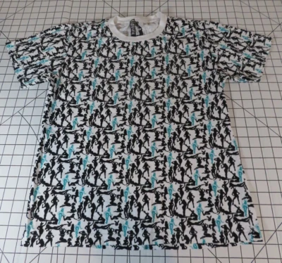 Camiseta Y2K Playboy Expuesta AOP Conejito Gráfico Blanca Negra Talla Mediana Hot Topic Foto 1 de 4