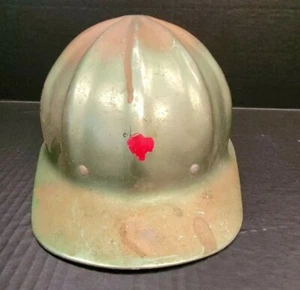 OLD HARDHAT*VINTAGE* SUPERLITE FIBRE GREENMETALHARDHAT 70's USA 8 RIVET PATINA - Picture 1 of 7