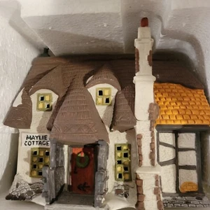 Dept 56, Oliver Twist "Brownlow House, 5553-0, Dickens' Village Series, Heritage - Bild 1 von 5