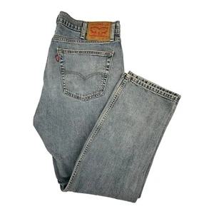 Levi's 505 normale Passform Herrenjeans Größe 38 x 32 mittlere Waschung blau Baumwolle gebraucht, in einwandfreiem Zustand - Bild 1 von 16