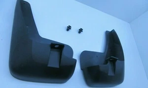 2011/2015 HOLDEN CAPTIVA 5 GENUINE AND CAPTIVA MAX Mudflaps PAIR FRONT GENUINE - Picture 1 of 1