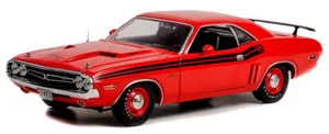 GREENLIGHT - 1971 DODGE Challenger Rosso con strisce nere - 1/18 - GREEN13631 - Foto 1 di 1