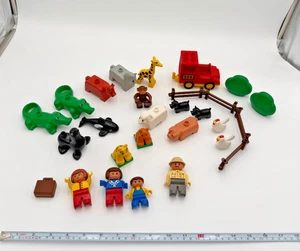 VTG 28pcs LEGO Duplo Zoo Animal Safari Farm Family Alligator Orca Wal Seal Truck - Picture 1 of 14