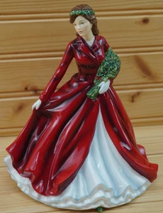 Royal Doulton Ladies Songs Of Christmas Deck The Halls HN5606 w/Tag (G45) - Picture 1 of 17