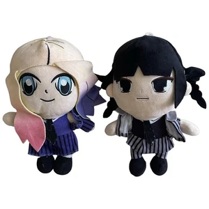 Enid Sinclair & Wednesday Peluche 9" Pulgadas Figura Addams Familia Coche Ventana Colgador - Imagen 1 de 5