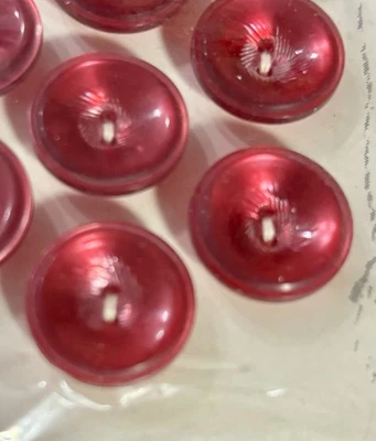 10 Vintage Red  Sparkler Plastic Buttons On Original Card  Fashionable Washable - Image 1 of 3