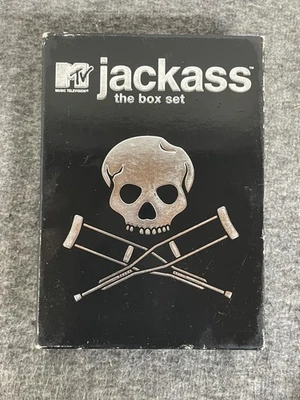 Jackass The Box Set DVD 4 Disc MTV Complete Show Vol 1-3 Bonus Region 1 Comedy Foto 1 de 4