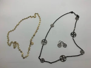 Set#11 Tory Burch Logo Halskette und Ohrringe  - Bild 1 von 4