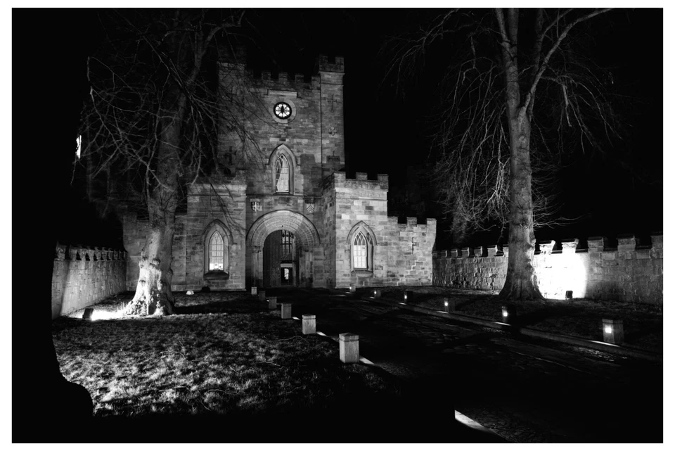 Castillo de Durham, Ciudad de Durham, Reino Unido - 18" x 12" - IMPRESIÓN - HISTORIA DE LA ARQUITECTURA BW Foto 1 de 1