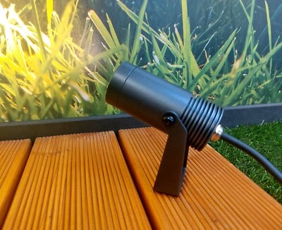 LED Gartenstrahler mit Erdspieß, 230V direktanschluss - Bild 1 von 4