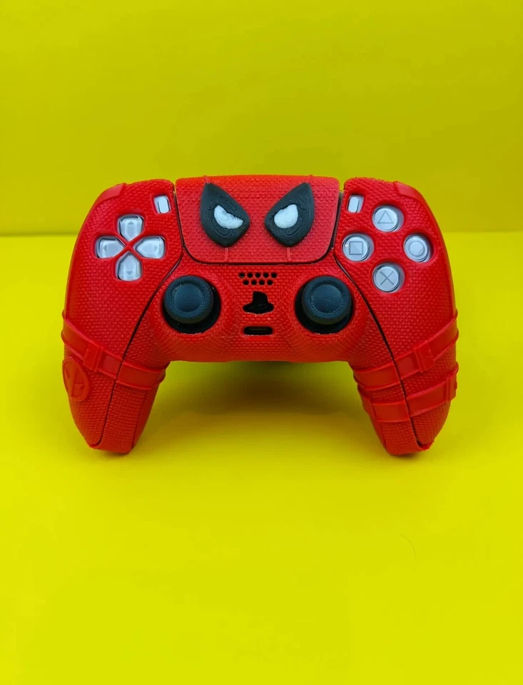 PS5 Controller Cover, Deadpool - Image 1 of 3