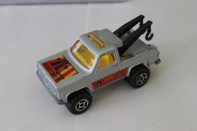 Camión de remolque Majorette No.228 Depanneuse Chevy Blazer plateado Foto 1 de 4