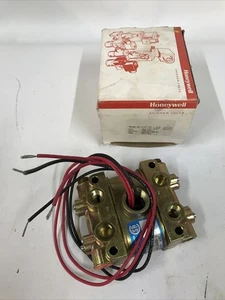 Honeywell V935LEF2075 AB6A0Z Skinner 4-Wege Magnetventil 60/120AC - Bild 1 von 6