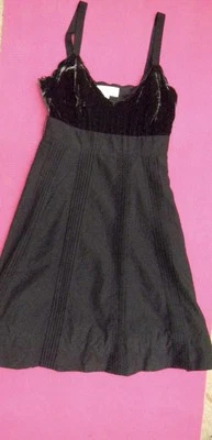 VESTIDO MOULINETTE SOEURS NEGRO Y TERCIOPELO/TERCIOPELO TIRANTES - TALLA 2 - ANTHROPOLOGIE Foto 1 de 2