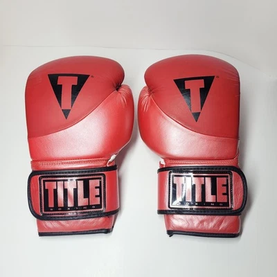 TITLE Guantes de Boxeo 16oz Cuero Rojo Entrenamiento Gancho y Lazo Sparring Unisex Grandes Foto 1 de 4