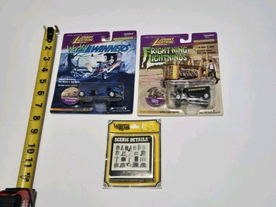 Johnny Lightning: Fright'ning Lightning, Wacky Winners, Scenic Tombstones NOS - Image 1 of 4