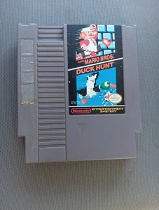Prendedores auténticos de Super Mario Bros/Duck Hunt (NES, 1985). - Imagen 1 de 4