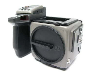 Hasselblad H3D Medium Format Camera Body Only With Accessories - 9,313 Shots - Image 1 of 4