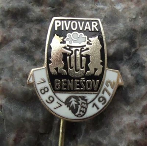 1972 Pivovar Benesov Ferdinand 75th Anniversary Brewery Beer Lager Pin Badge - Picture 1 of 3