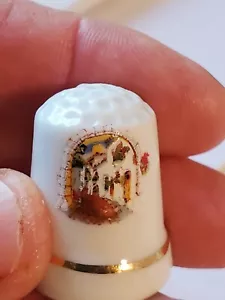 Torremolinos Thimble VINTAGE RARE HAND PAINTED WITH NEEDLES ~INCREDIBLE PIECE X6 - Picture 1 of 3