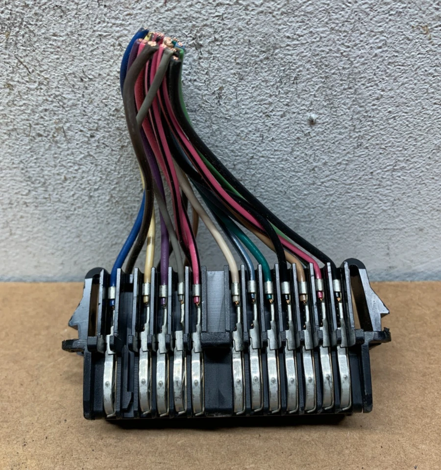 1992 1993 1994 Chevy GMC C1500 Truck Tahoe Yukon Gauge Cluster Connector Pigtail - Image 1 of 4