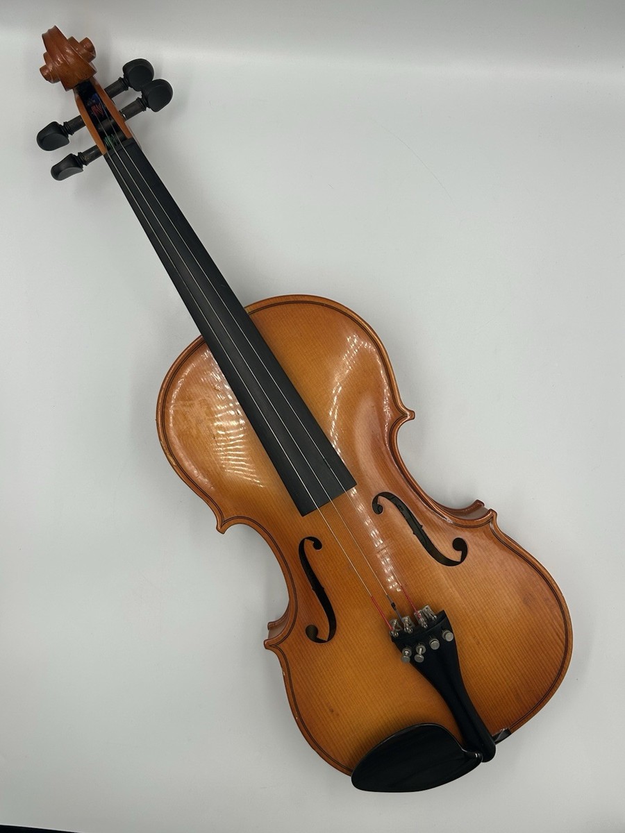 Copy Of Antonius Stradivarius Violin In Vintage Violins for