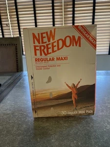 Vintage New Freedom Beltless Maxi Pads advertising Set Prop 70’s 80’s Read Descr - Picture 1 of 15
