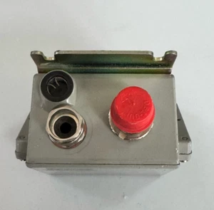Danfoss EMP2 084G2106 Pressure Transmitter | 0-4 Bar Range | 8 Bar Max Pressure - Picture 1 of 5
