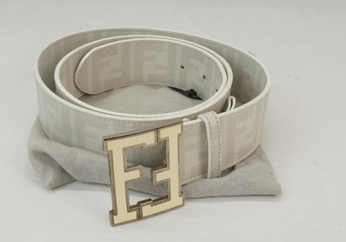 Cintura Fendi bianca fibbia FF taglia 42