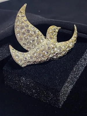 Sparkling Clear Rhinestone Dove Bird Brooch Pin - Image 1 of 4