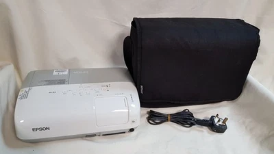 Epson eb-x6 VGA LCD Projector with Case, Power Cable, LOW HOURS - Image 1 of 4